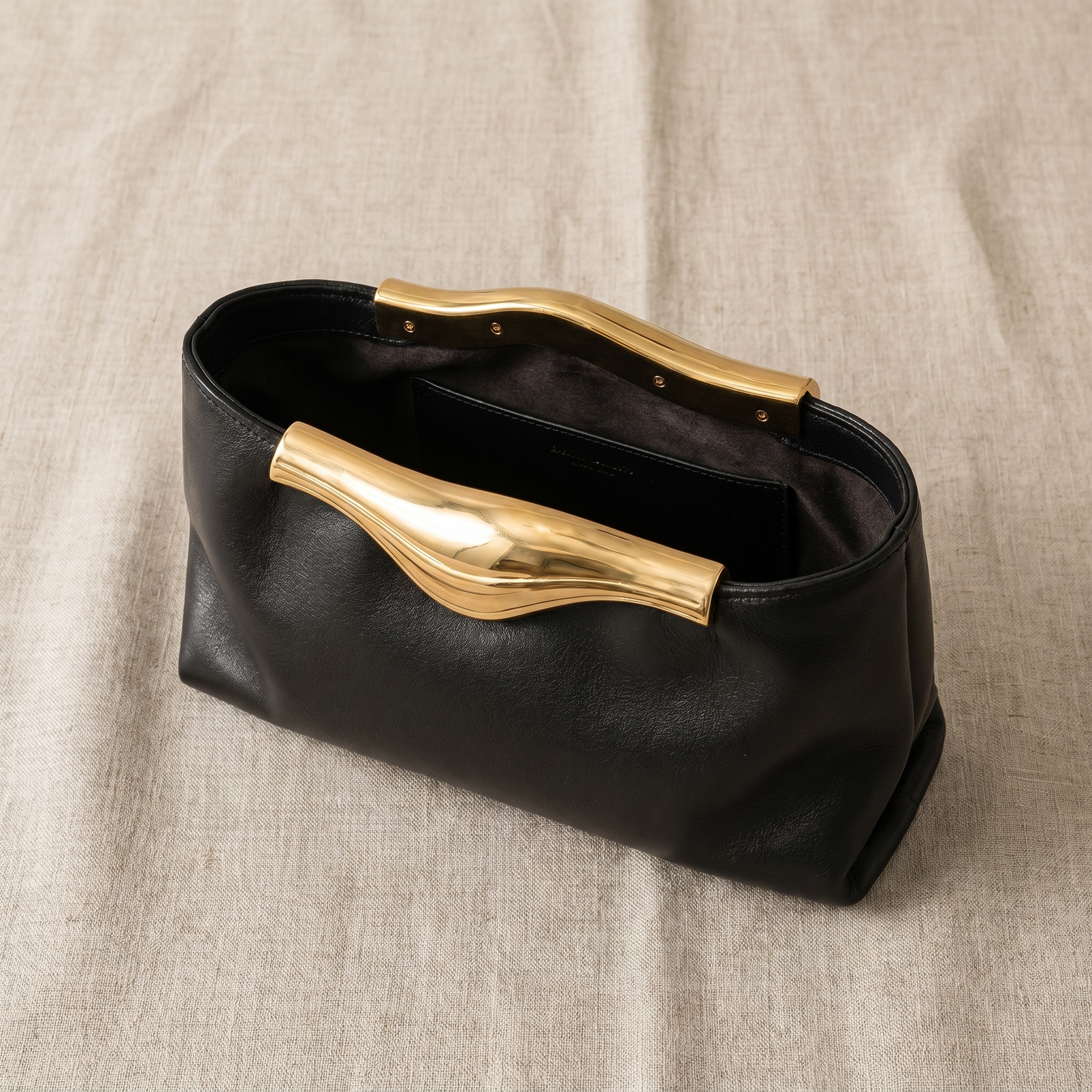 Ginko Clutch