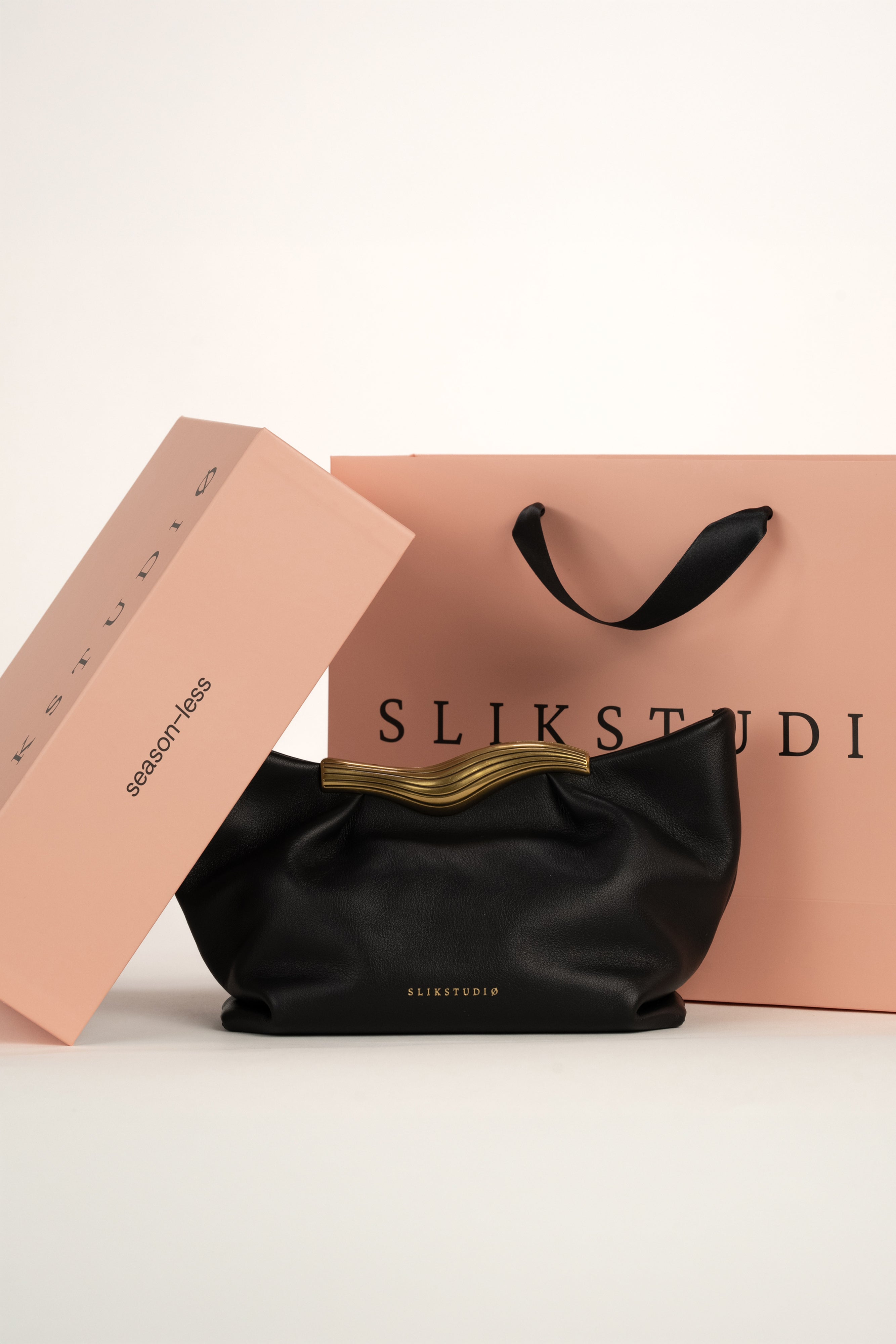 Star Clutch Negro